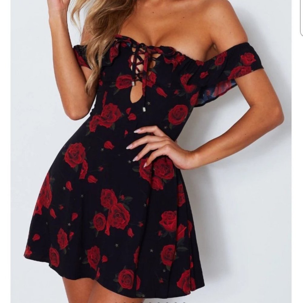 White Fox Boutique dress size S NWT